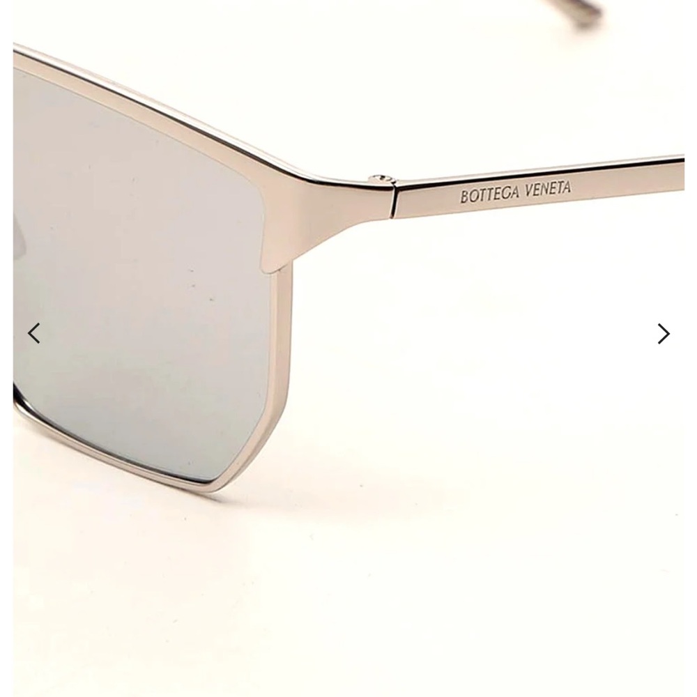 Bottega Veneta Eyewear Angular Aviator Sunglasses View 3